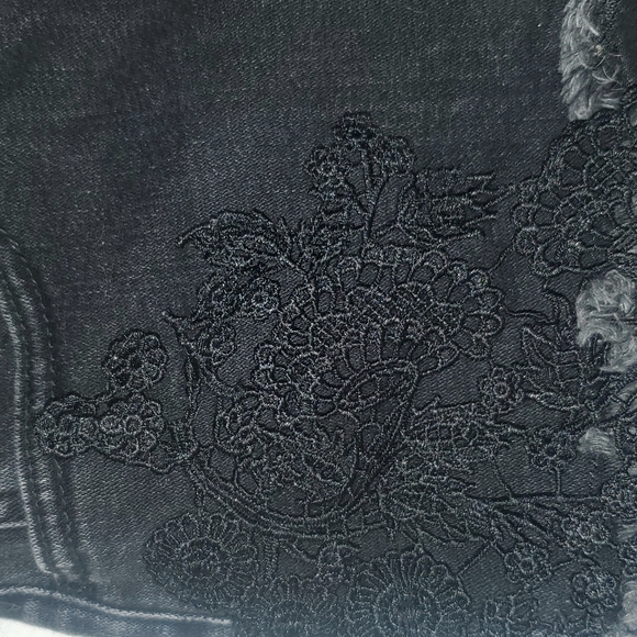 AMERICAN EAGLE Black Jean Shorts with Lace Detail - Picture 4 of 5